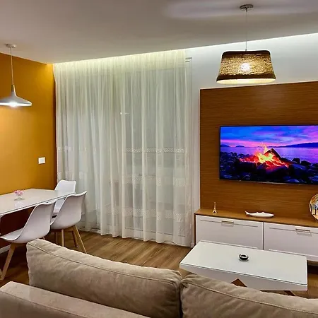 Beta Premium Vacations - Sea View Ap, Fully Equipped & Location Appartamento